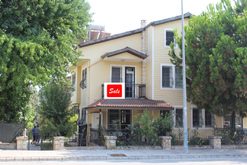 Semi-detached villa for sale in Fethiye Calis 
