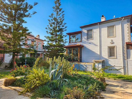 Fethiye Çalış’ta Plaja 1 Km Satılık İkiz Villa | 4+1 Havuzlu Dubleks Villa