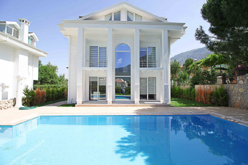 Gracious luxury villas with pool in Ovacik Fethiye